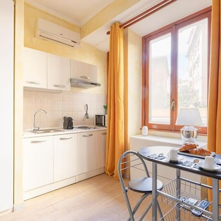 Private Suite In A Guest House With Private Bathroom N3 Rom Exteriör bild